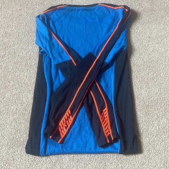 Men’s Helly Hansen Merino Wool Base Layer - Picture 2 of 4